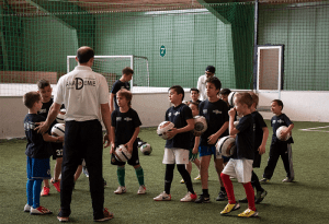 Fussball für Kinder – Einzel und Team Training